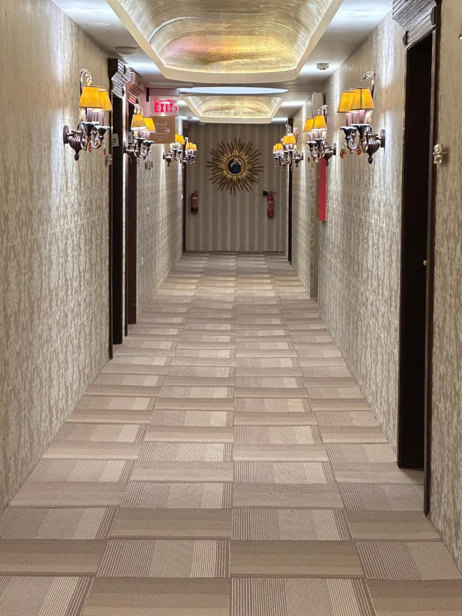 The Palace Suites Al Khobar Esterno foto