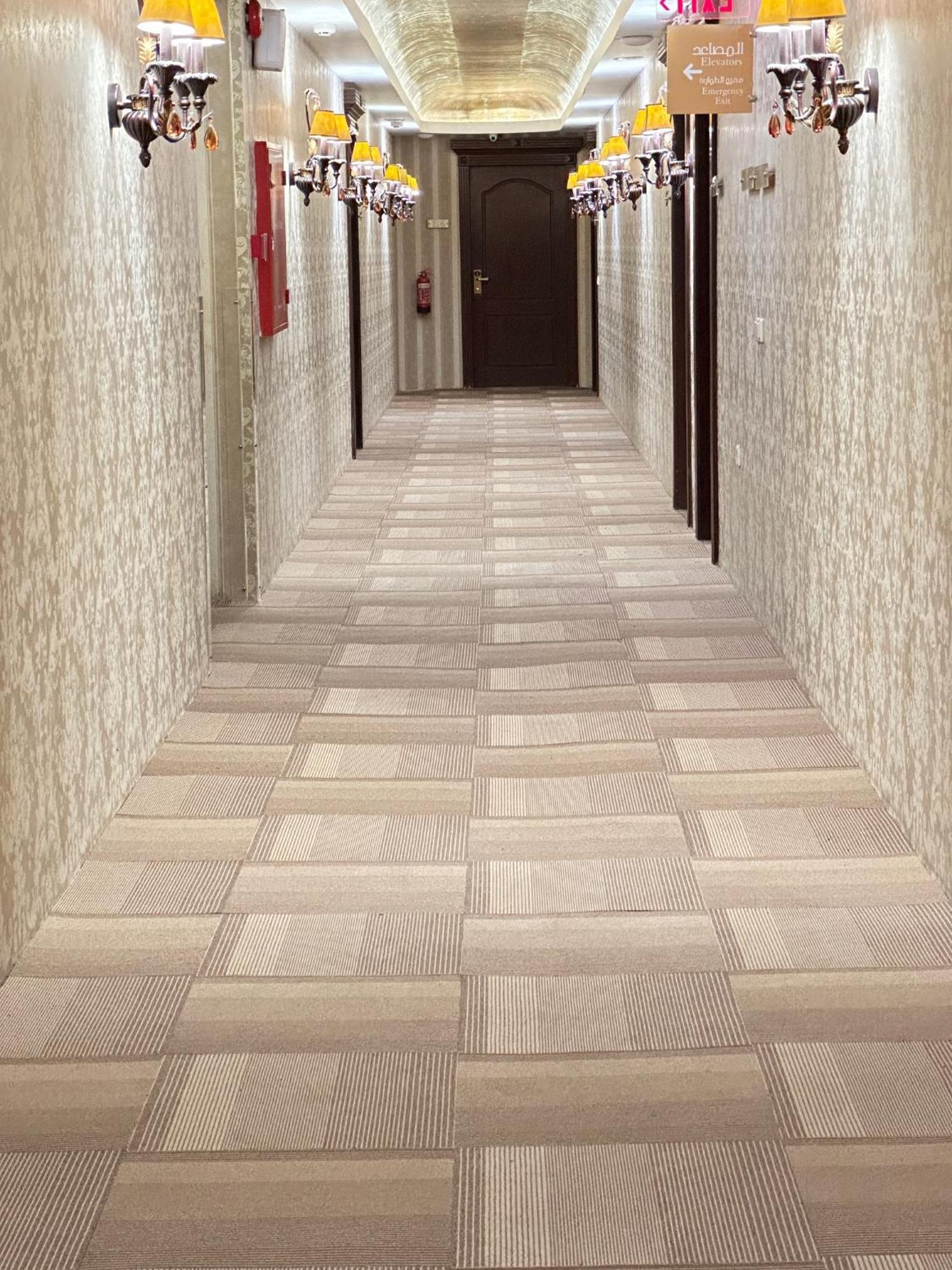 The Palace Suites Al Khobar Esterno foto