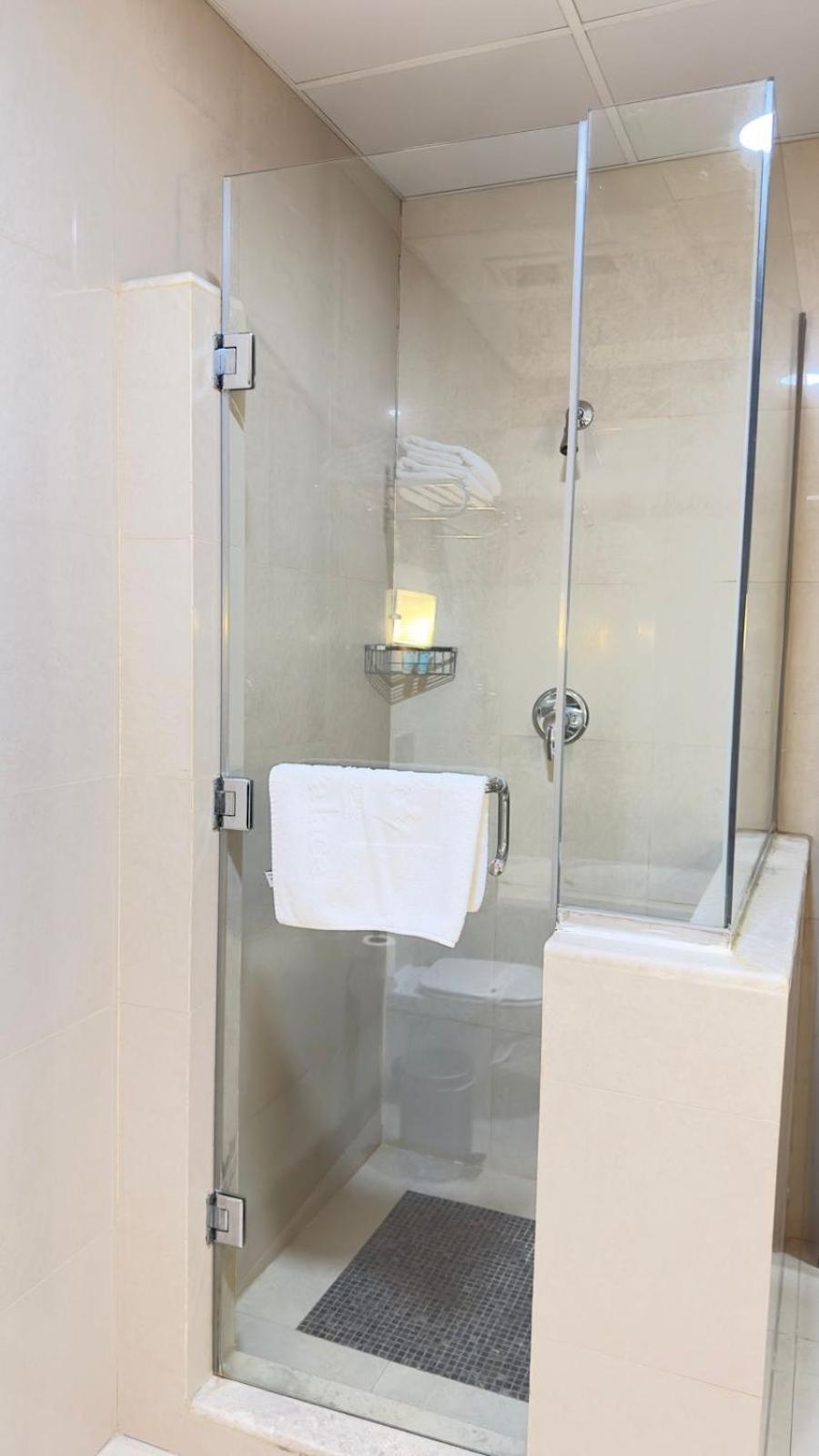 The Palace Suites Al Khobar Esterno foto