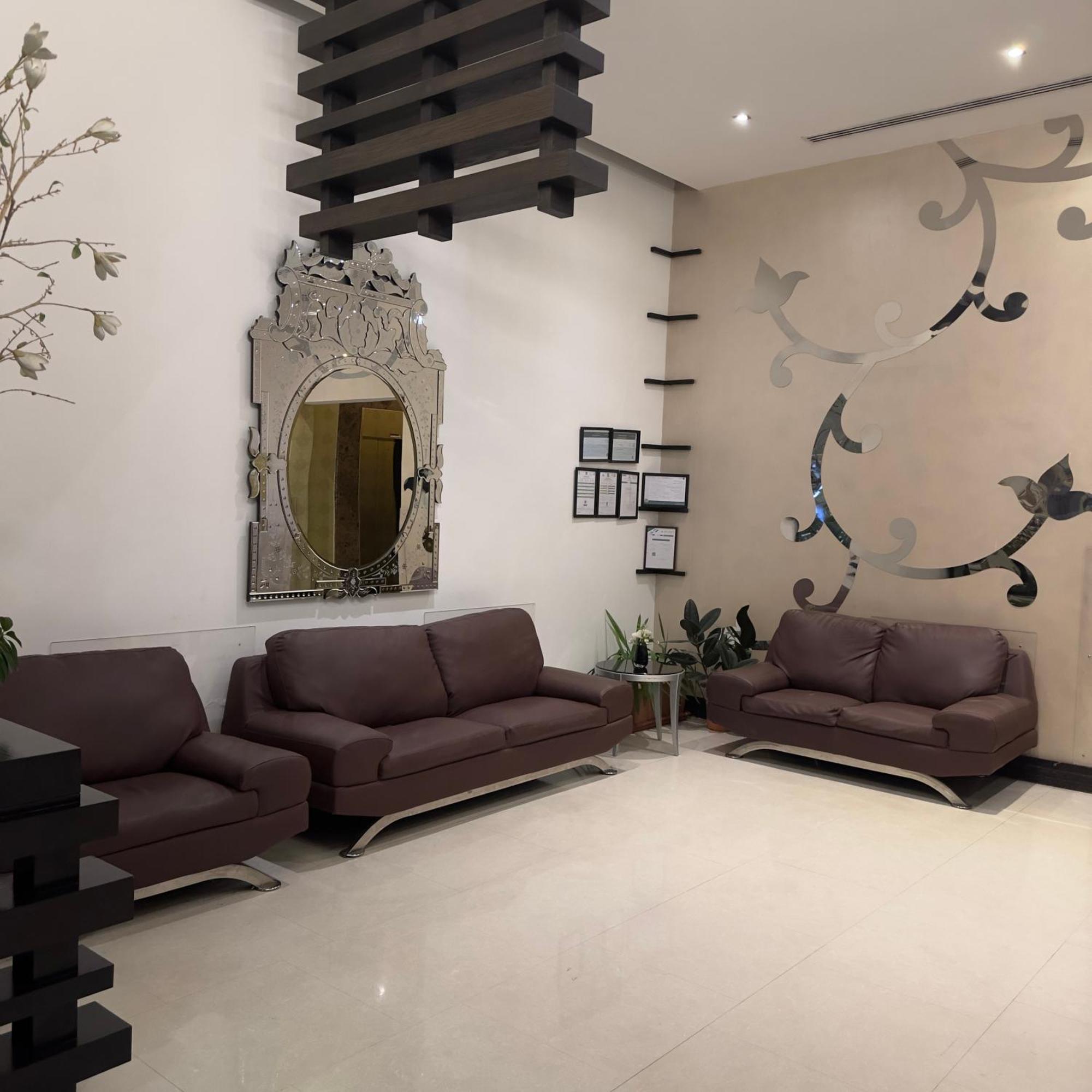 The Palace Suites Al Khobar Esterno foto