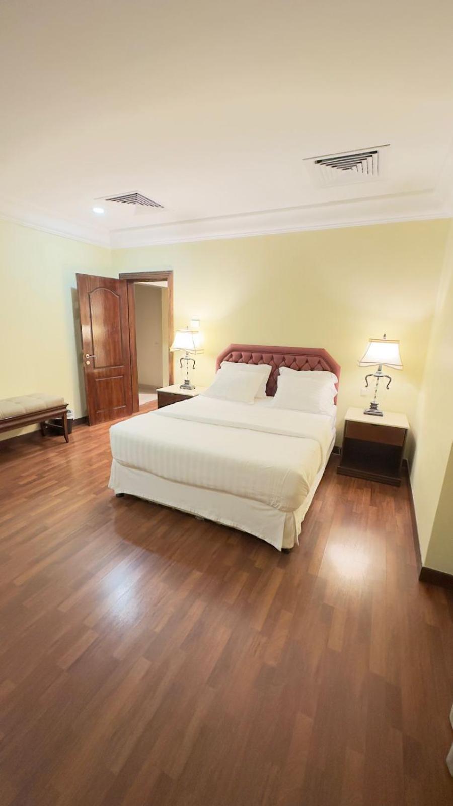 The Palace Suites Al Khobar Esterno foto