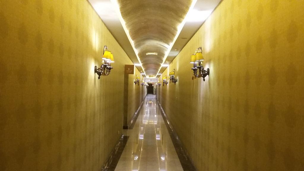 The Palace Suites Al Khobar Esterno foto